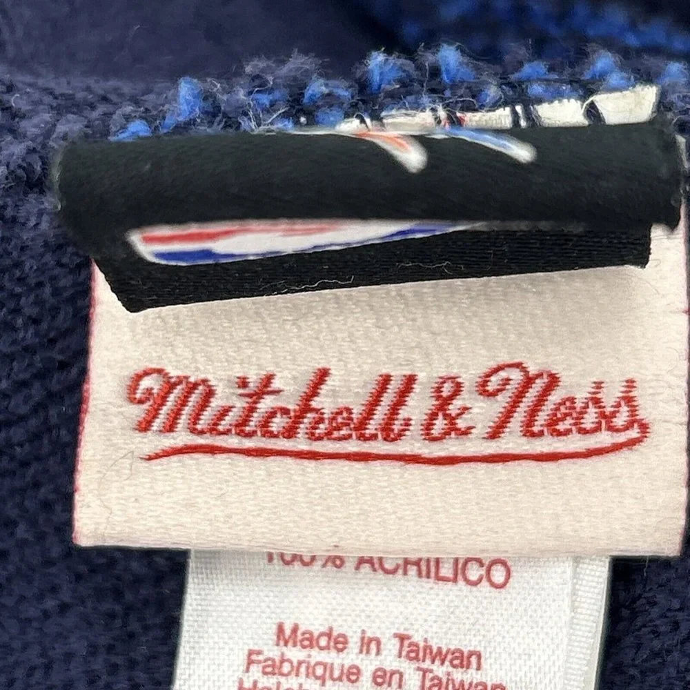 Mitchell & Ness Oklahoma City Thunder NBA Knit Beanie Cuffed Pom Stocking Cap‎
